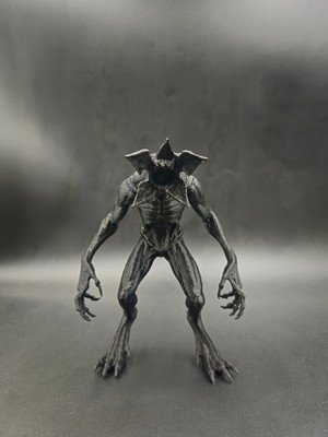 Stranger Things Demogorgon Figür - Siyah