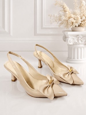 Dabab Shoes Kamıla Kadın Bej Fiyonk Detaylı Rugan Sivri Burun Slingback 7 cm Ince Topuklu Ayakkabı