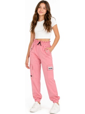 İrem Çocuk Giyim Kız Çocuk For You Yazı Desenli Kargo Cepli Cep Üzeri Düğme Detaylı Pembe Eşofman Altı