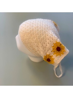 Dereff Krem Taban Sarı Çiçekli Örgü Bandana