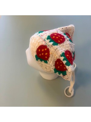 Dereff Kırmızı Çilekli Örgü Bandana
