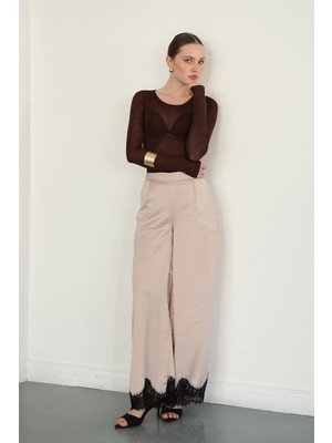 Very Moda Paçası Dantelli Saten Pantolon | D2969