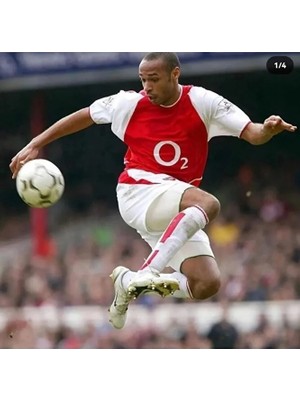 Arsenal 2002 Sezonu Thierry Henry Özel Nostalji Forması (Red)