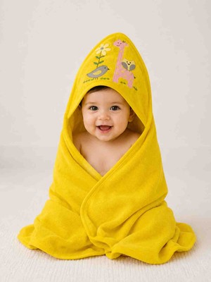 Babys Tasarım %100 Pamuk Kapüşonlu Bebek Banyo Havlusu Sarı Pembe Zürafa Desenli Nakışlı Yumuşak Bebek Havlusu