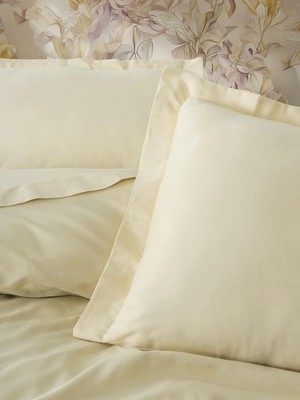Elegant Bej Çift Kişilik Saten Nev Takımı