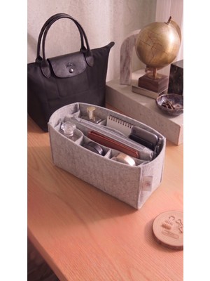 Marjinal W Club Altı Bolmelı Clutch Cantalı Organızer  ACIK GRI RENK 28 x 15 x 12 Olculu ( Uzunluk x Yukseklık x Genıslık )