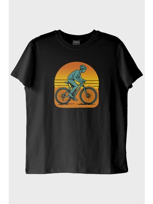 lofux Biker Figürlü Bisikletçi Baskılı Doğa Siyah Tişörtü