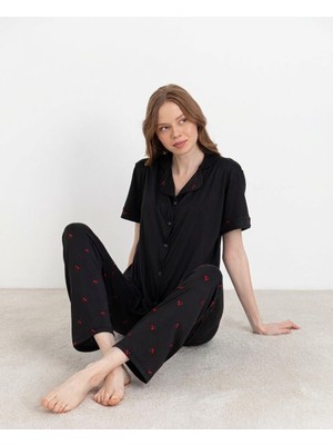 Eliz Kadın  Düğmeli Kiraz Desenli Pijama Takımı