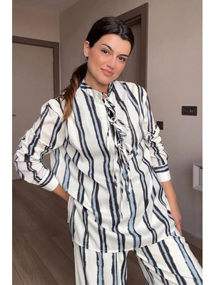 Büşra Ayhan Çizgili Gömlek Pantolon Bağcık Detaylı Ikili Takım