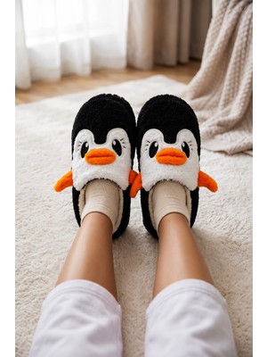 Nmoda Kadın Peluş Ev Terliği Penguen Desenli Kışlık Sıcak Tutan Kapalı Burun Yumuşak Tabanlı Rahat Pandufu