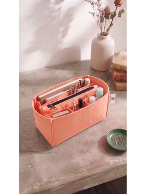 Marjinal W Club Altı Bolmelı Clutch Cantalı Organızer Yavruagazı Renk 28 X15 X12 Olculu ( Uzunluk x Yukseklıkxgenıslık)