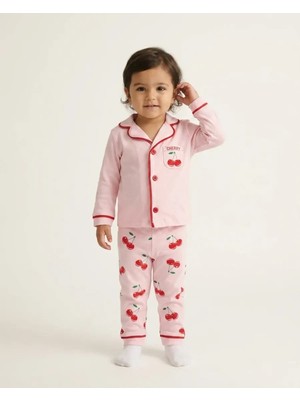 Kız Bebek Pembe Kiraz Desenli Cepli Önden Düğmeli Uzun Kollu Pamuklu Pijama Takımı 2 Parça