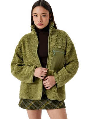 Odea Dik Yaka Fermuarlı Cep Detaylı Peluş Oversize Sweatshirt