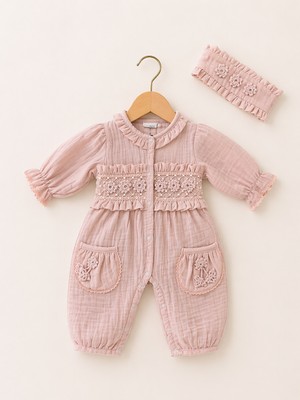 Kardeşler Bebe Çiçek Detaylı Müslin Kız Bebek Tulum