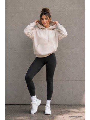 Tommy Life Bej Standart Kapüşonlu Kanguru Cepli Basic Kadın Sweatshirt - 97321