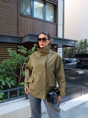 Esra Helvacı Dik Yaka Kol Apoletli Trench
