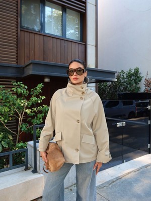 Esra Helvacı Dik Yaka Kol Apoletli Trench