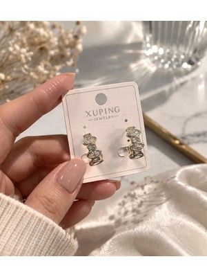Bymiel Zirkon Taşlı Gold Kaplama Şık Halka Küpe – Minimal & Zarif Tasarım
