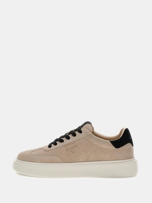Guess Plaza