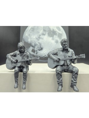 Gitar Çalan Ellie ve Joel 2'li Figür Seti - Metalik Boyalı