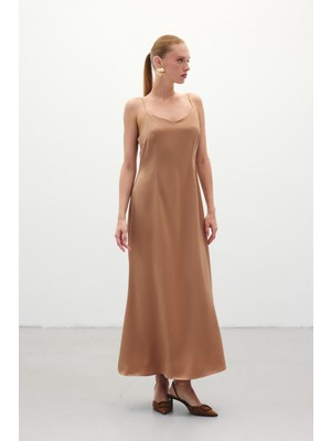 Sateen Askılı Uzun Saten Elbise - Camel