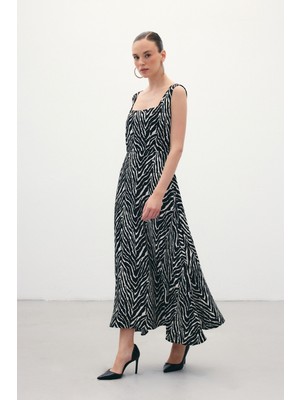 Sateen Kare Yaka Zebra Desenli Elbise - Siyah
