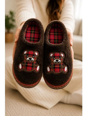 Slipcat Unisex, Ekose Desenli, Ayı Figürlü, Yumuşak, Peluş Kışlık Ev Terliği