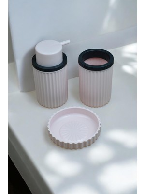 Aesco 3 Parça Sert Plastik Banyo Seti/sıvı Sabunluk, Diş Fırçalık ve Katı Sabunluk-Toz Pembe