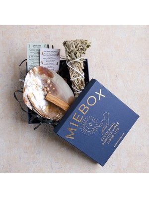 Aesco Miebox Rituel Seti - Wish Kit (Sedef Tütsülük + Palo Santo Tütsü + Adaçayı Tütsüsü)