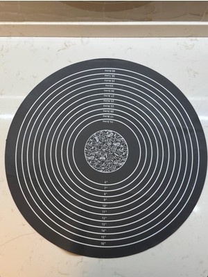 Aesco Makkam Home | Silikon Pişirme Pasta Mat Seti, Ölçülerle Hamur Açma Seti Silikon Yapışmaz Mat, Pasta, Kabuk, Kurabiye, Ekmek, Hamur Işleri, Makarna Için Mutfak Tezgah Matı Yuvarlak, Ölçülü (Siyah)