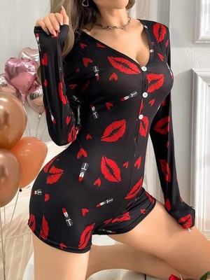 Seraviax Pamuklu Kırmızı Ruj ve Öpücük Desenli Düğmeli Uzun Kol Tulum Pijama