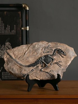 Die Grup Sume Vintage Dinozor Fosil Reçine Heykeli Retro Tarzda Minyatür Kapalı Alan Dekorasyonu ve Koleksiyon Parçası Eşsiz Hediyelik ve Hatıra Objeleri