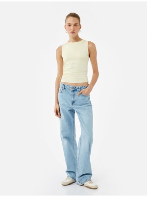 Die Grup Slim Fit Bisiklet Yaka Drapeli Kolsuz Tişört