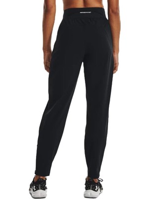 Die Grup Under Armour Ua Outrun The Storm Pants Kadın Sweatpant Black/jet Gray/reflective Sm