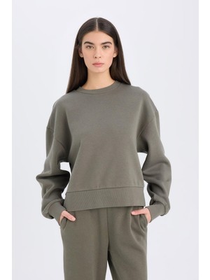 Die Grup Defacto Boxy Fit Kalın Basic Sweatshirt B8568AX24WN