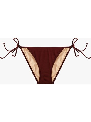Die Grup Yanları Bağlamalı Ipli Bikini Altı