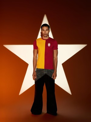 Die Grup Galatasaray Parçalı 5 Yıldız T-Shirt E251354
