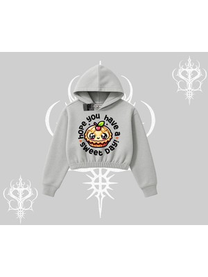 Die Grup Tarzsokak Sweet Day Cupcake Baskılı Kapşonlu Crop Sweatshirt, Gri, Xl