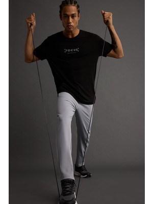 Die Grup Defacto Slim Fit Dar Kesim Standart Paça Sporcu Jogger Eşofman Altı D7238AX25AU
