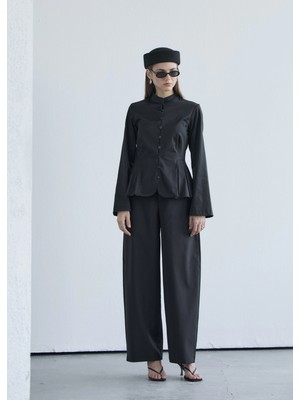 Moda Aksa Volümlü Siyah Pile Gömlek