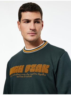 Die Grup Uzun Kollu Şerit Detaylı Bisiklet Yaka Nakışlı Sweatshirt