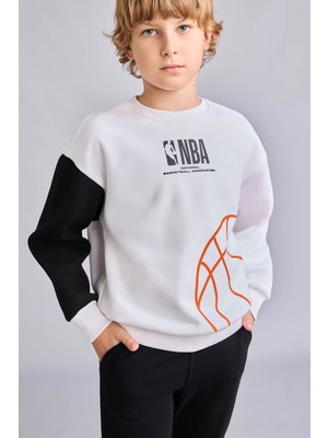 Defacto Nba Içi Yumuşak Tüylü Beyaz Erkek Çocuk Sweatshirt I2196A8/WT34