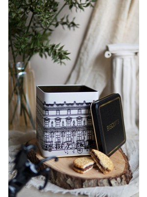 Frefly Store EVLE-ER024-9I City Biscuits Desenli Kare Metal Saklama Kabı 12X12 cm (City Biscuits)