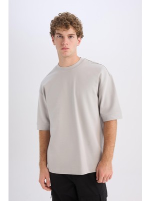 Frefly Store Defacto Loose Fit Bisiklet Yaka Kısa Kollu Ağır Kumaş Basic Tişört B4844AX25SP