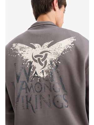 Frefly Store Defacto Vikings Valhalla Boxy Fit Dik Yaka Yarım Fermuarlı Sırt Baskılı Sweatshirt E9324AX25AU