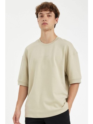 Frefly Store Defacto Loose Fit Bisiklet Yaka Baskılı Ağır Kumaş Pamuklu Kısa Kollu Tişört C6196AX24AU