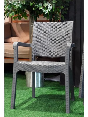 Lüx Rattan Sandalye