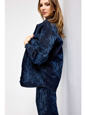 It's Basic Kadın Koyu Kot Rengi 9s6-5 Oversize Parlak Taş Desen Detaylı Özel Tasarım Denim Ceket