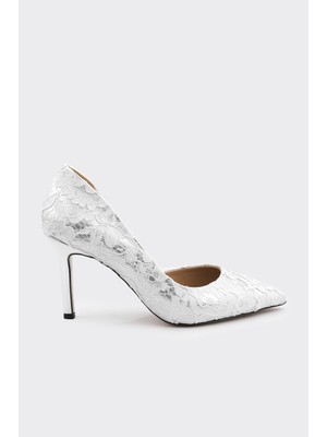 Derinet Dantel Işlemeli Kadın Stiletto