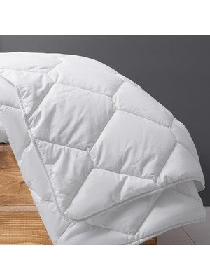 Suprelle Clean Çift Kişilik Yorgan (195X215 Cm)
